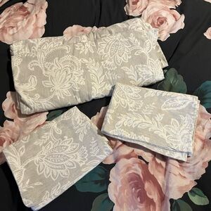 Flannel from Portugal ~Full Sheet & 2 pillow cases~Soft Grey